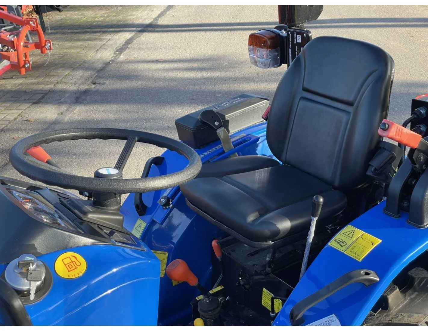 SOLIS 16 mit 1,06 m Schneidwerk - Image 9