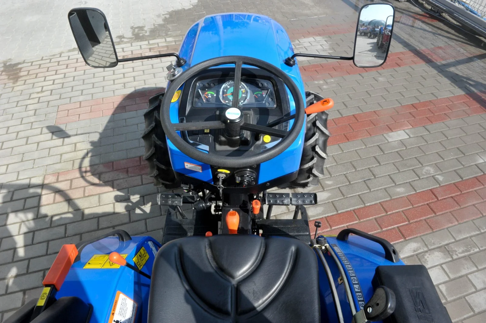 Solis 20 4×4 – 18 CV - Image 12