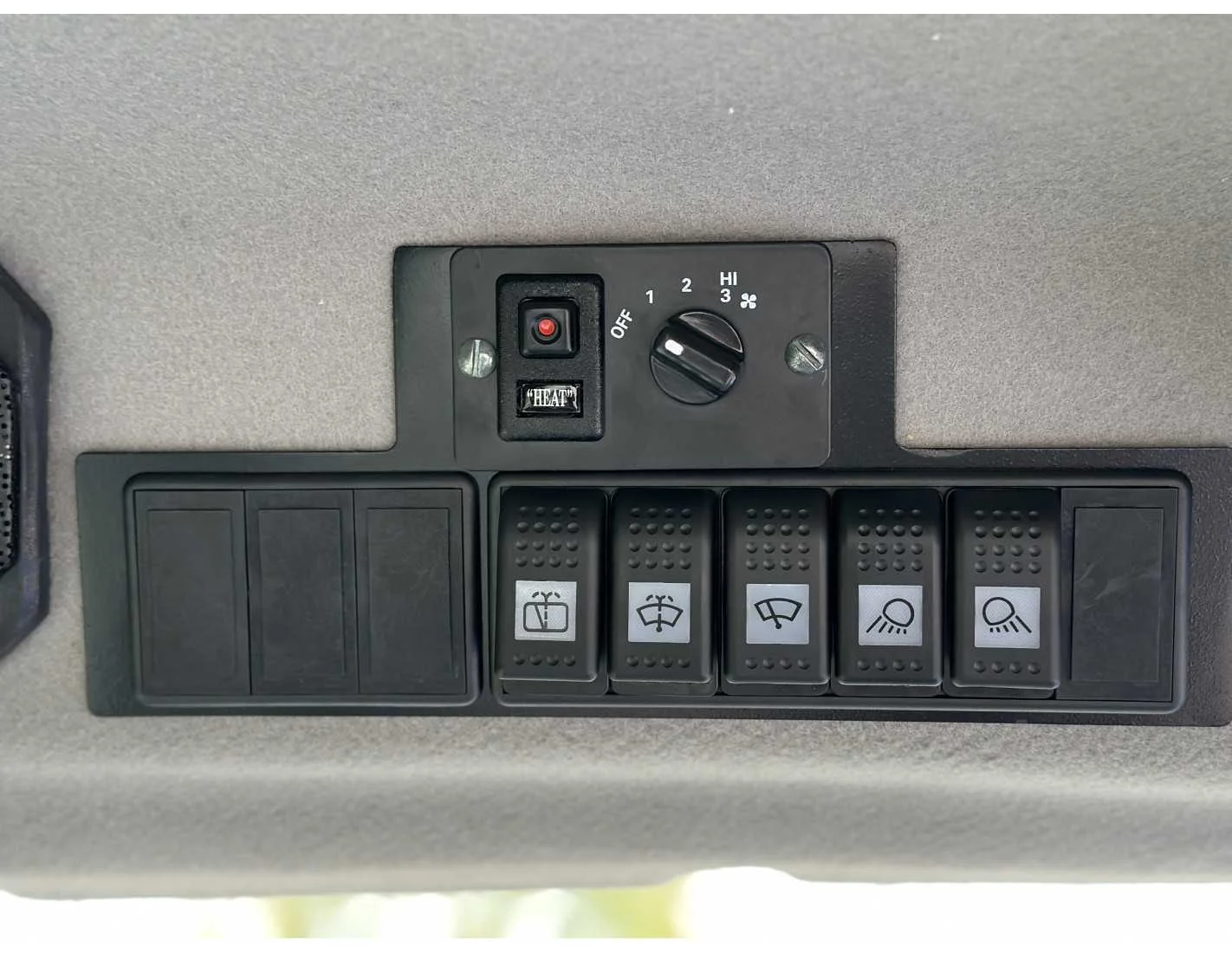 Solis 26 (9+9) mit Kabine - Image 14