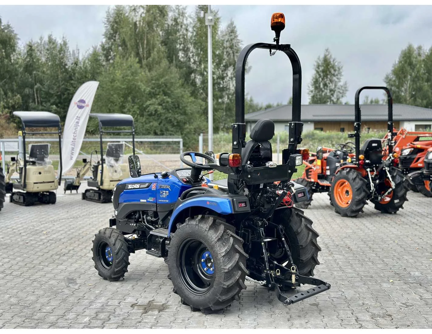 SOLIS 26 HST - Image 4