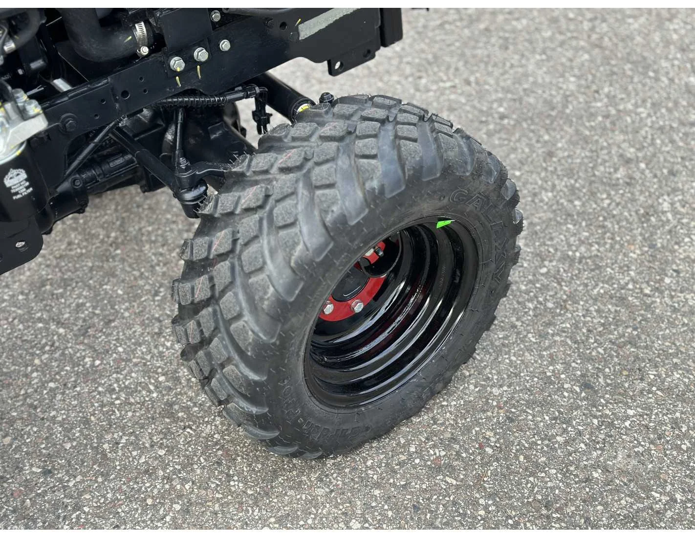 SOLIS 26 HST Limited Edition - Image 10